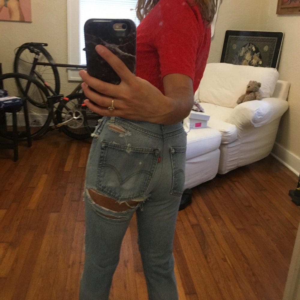 Re/Done Ass Rip Jean